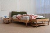Bett mit gepolstertem Kopfteil TWIG